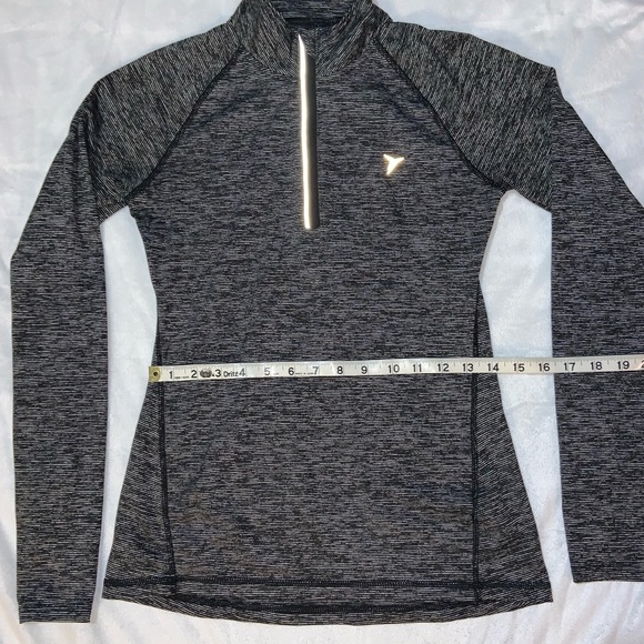 Old Navy Women’s XS Long Sleeve Quarterzip - Picture 4 of 4